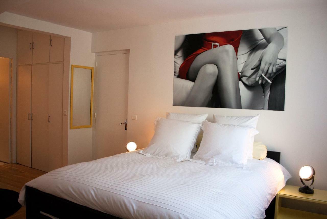 Une Chambre A Neuilly Guest House Exterior photo